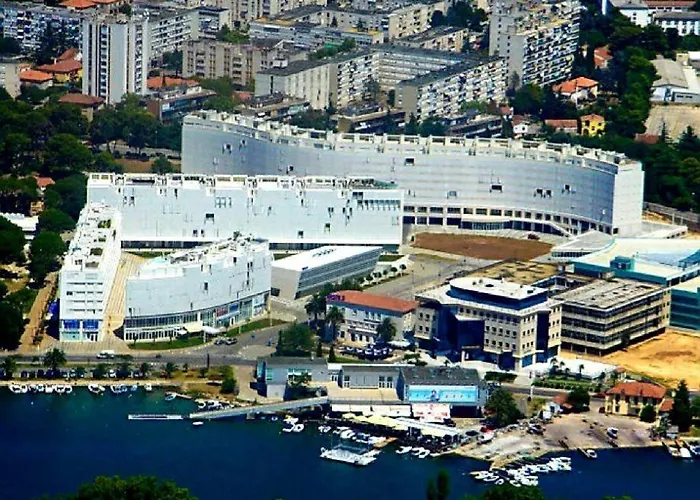 Blue דירה זאדאר